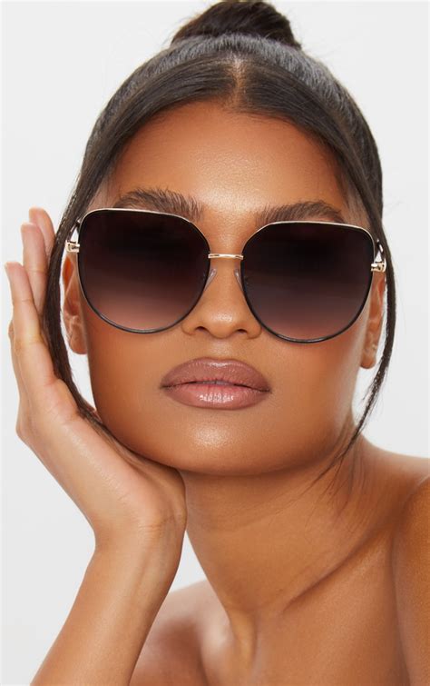 cat eye sunglasses for round face|oversized sunglasses for round face.